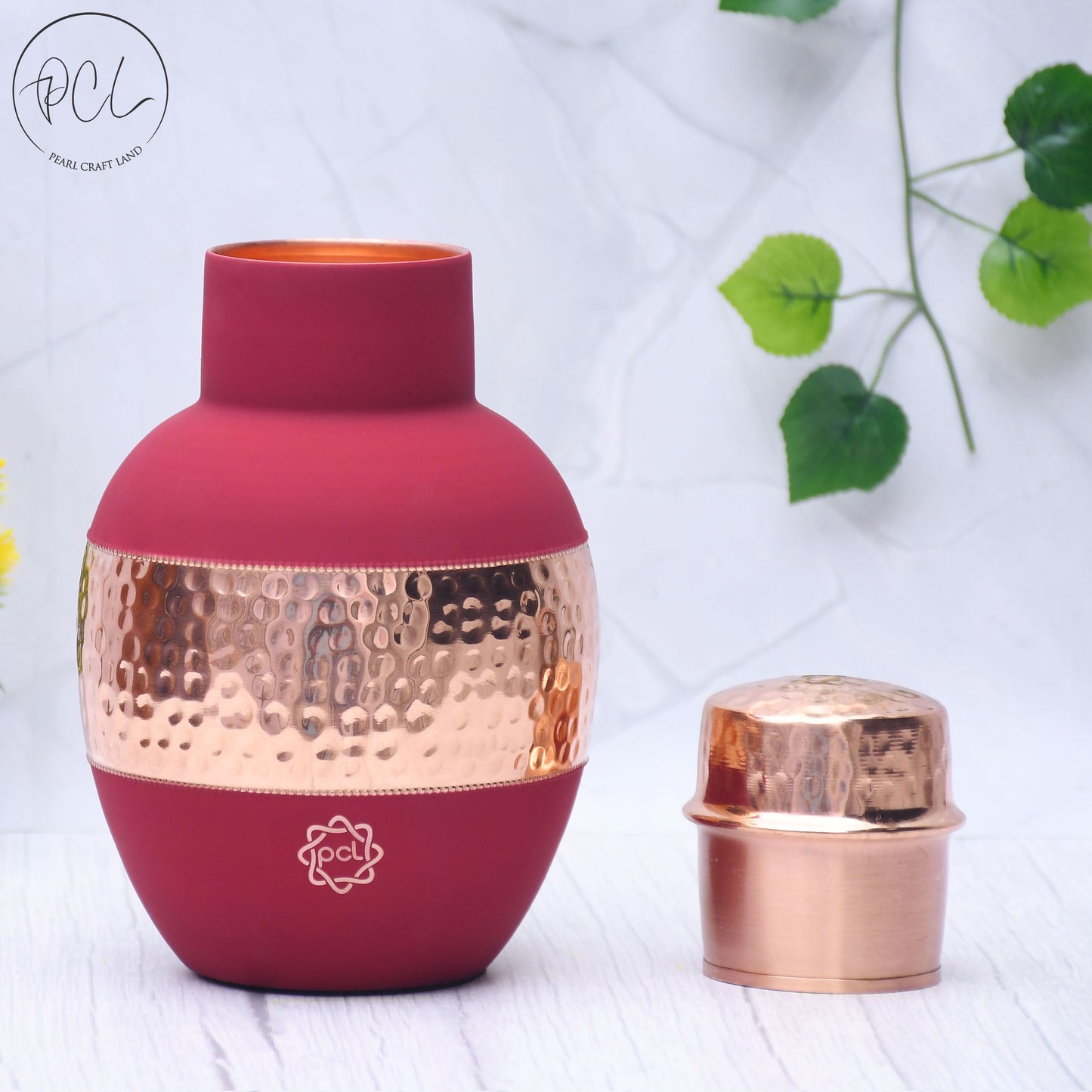 Pure Copper Silk Red Cherry Apple Pot with Inbuilt Glass Capacity 1200 ML.